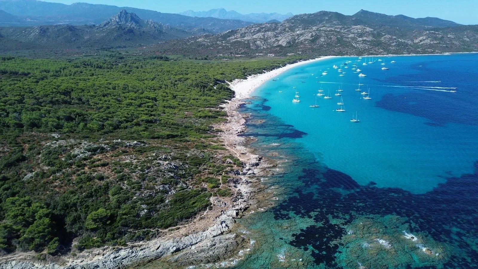 Plage du Lotu - Vue 1